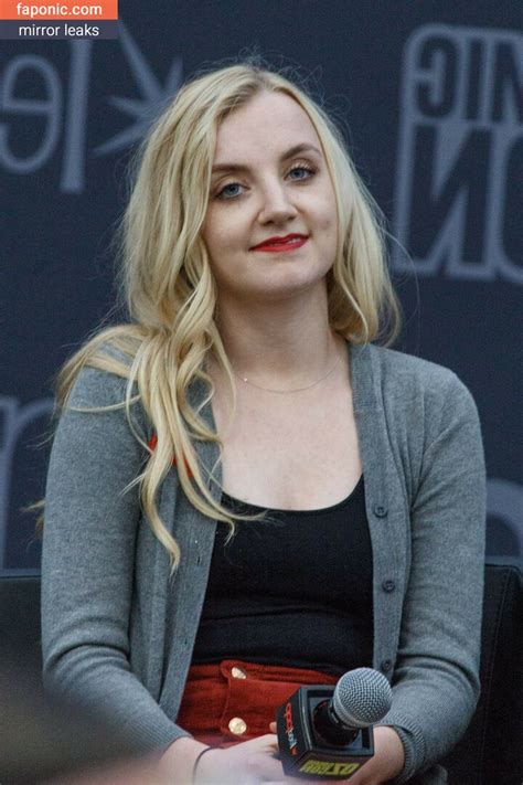 Evanna Lynch Nude Photos & Videos